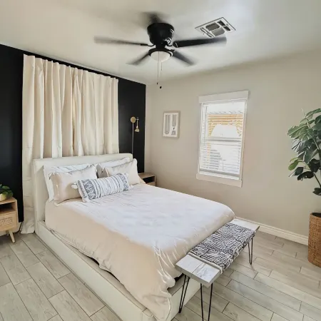 2Br DT Mesa Home  w/ Cowboy Pool + Walkable Location