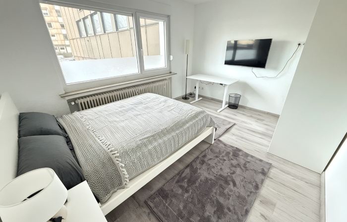 #2 Top room: central & comfortable, shared bathroom