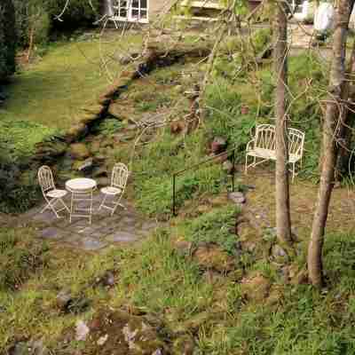 Kiln House: Idyllically situated Highland home with wildlife garden and river. Hotel Exterior