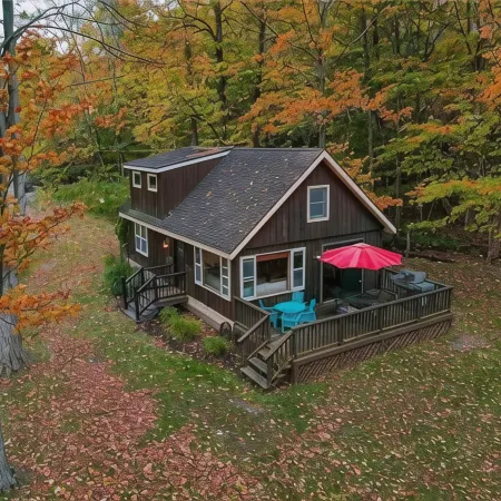 Brookside Cottage at Skaneateles Lake - 3 Bedroom Home