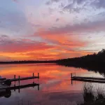 Cabin on private beach on a lake near Brainerd! 2 bedrooms, sleeps 7! - Homestays