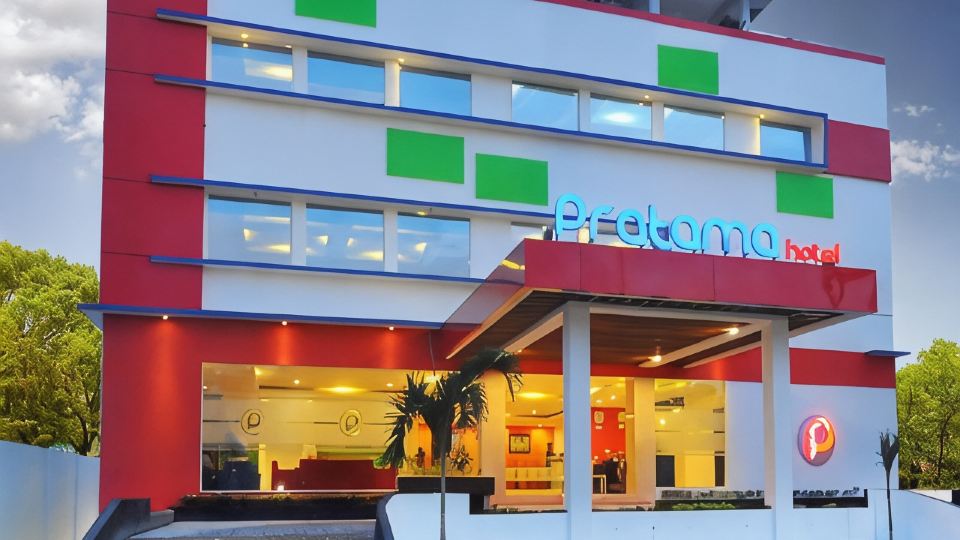 Pratama Hotel and Convention