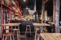 Poshtel Bilbao - Premium Hostel - breakfast