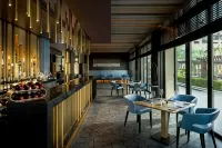 Saadiyat Rotana Resort & Villas - Bares