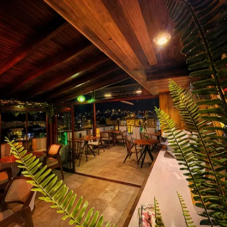 Hotel Bella