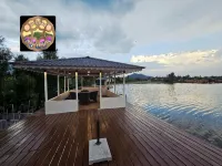 Dilshad Houseboats