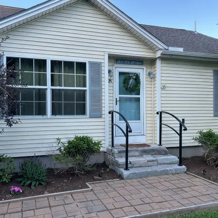 Beautiful newly decorated and centrally located home minutes from Camden Harbor.