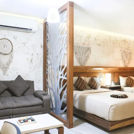 Grand Fifty Suites