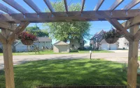 Pergola Place - Lake Access, 2 Bedroom, Sleeps 4, Pet Friendly - 3 stjerner