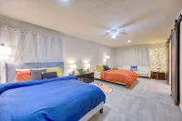 H-Town Pool House • Arcade • Pool Table • 2 King BD • HBO Max• 6 Beds - 프라이빗 풀
