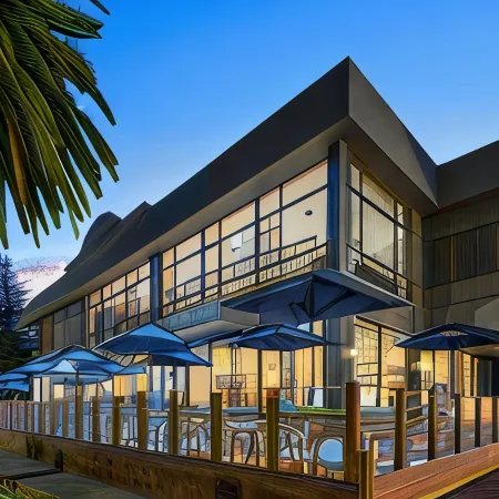 North Pier Hotel