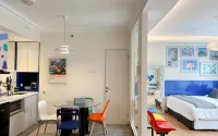 Youre.at - Grand Setiabudi Apartment - balcón