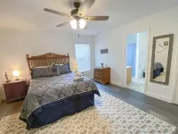 Pinehurst FORE-Bedroom Ranch with Golf Garage & Fenced Large Yard