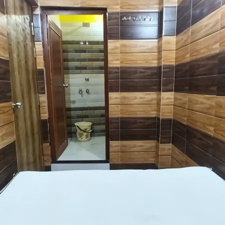 Baba Hotel and Guest House