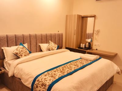 Gautam Inn