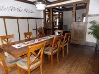 Warm, spacious prairie style home with all the comforts of your home. - Wifi