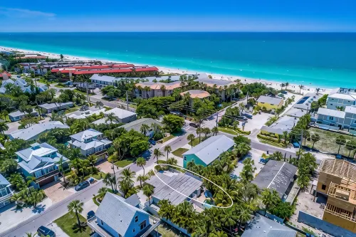PRIVATE HEATED POOL! 150 Steps to Beach! No property management fees!