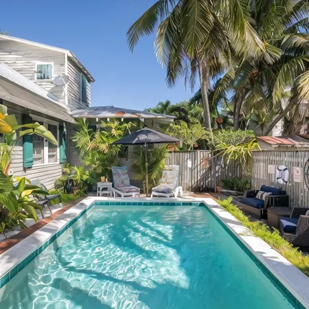 Charming 2 Bedroom Cottage in Old Town Key West