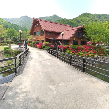 Nonsan Daedunsan Aria Pension