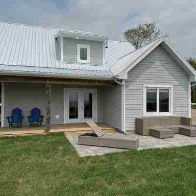 Luxury Beachfront Villa on Cleveland Beach 71 Hotel Exterior