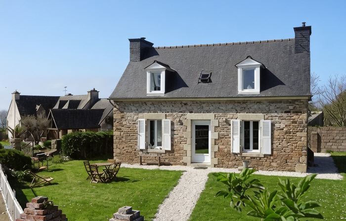 300m from the SEA, Breton house with large garden and sea view - WIFI