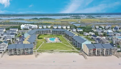 Ocean View, Pool & Easy Beach Access!