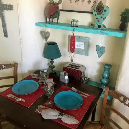CASITA PEQUENA-Efficiency Apartment