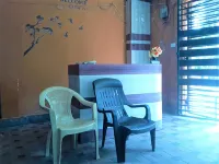Alaka Guest House - Pensionaatit
