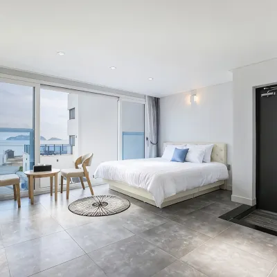 Geoje Lucas Pension Các khách sạn gần Trung Tâm Cộng Đồng Daegok