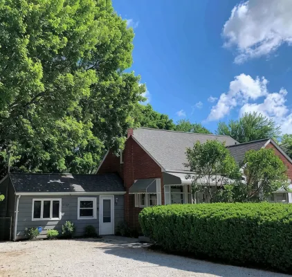 Melodic Forest~King Bed,Hot Tub, Forest, Rec Room, Wineries, Erie & Cleveland - Boutique