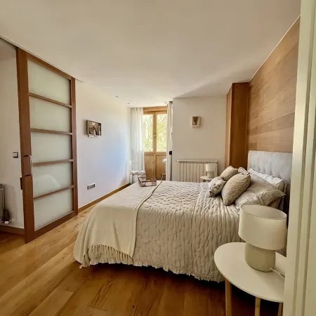 Casa en Vitoria-gasteiz Cerca del Centro de la Ciudad, Amplia y Acogedora
