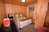 Twain Harte Vacation Rentals - Lake Member, Free WIFI, HD TV, Walk To Town/Lake - Wifi