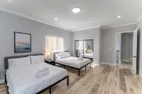 Huge Family Home Near Disneyland & SoCal Beaches