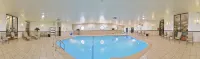 Ramada Plaza by Wyndham Sheridan Hotel & Convention Center - piscina