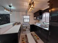 Cozy 2-bedroom apartment in central location with WiFi, AC