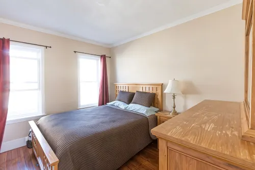 Nice 3 Bedroom Home Perfect for Access to Central Boston and Cambridge