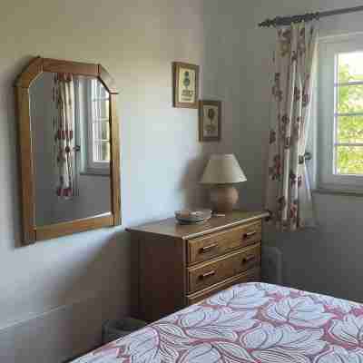 Coastal Benagil apartment. Rooftop & pool. Walk to beach, caves & restaurants Rooms