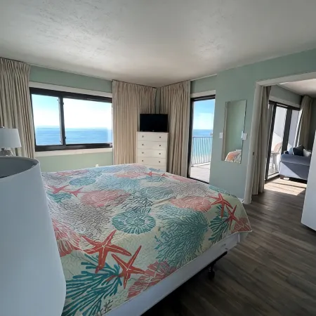 Destin Condo on the Beach, Fantastic View!