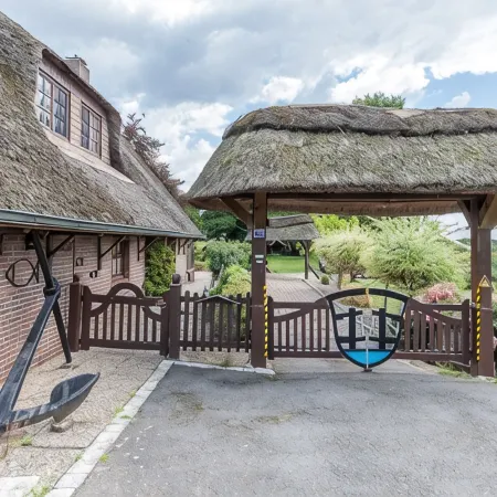 Holiday on the "Eulenhof" directly on the Este in the old country