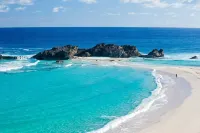 #1 Reviewed Pristine Private Beachfront Villa, Full Laundry & Kitchen, WiFi, A/C - Wi-Fi