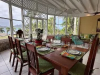 Beachfront Estate with Pool and Tropical Garden - Wifi