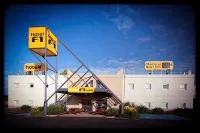 hôtelF1 Le Mans Nord - parking