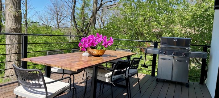 Arch View Luxury Home:Private Hottub, Pool,Sauna,Free Wine&Brkfst.5 Min from Stl Hotels in St. Clair County