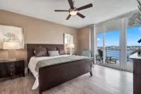 NEW LISTING/BEST GETAWAY/UPDATED 3-BEDROOM 3-BATH @ THE  BELLA LUNA/BOAT DOCKS