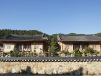 Gurye Unjoru Makdungi Hanok Stay Hotels in Gurye