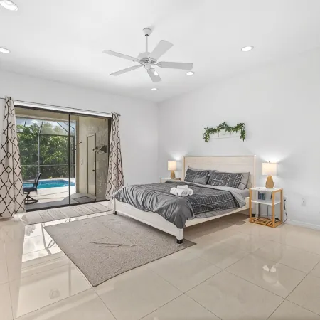 Large Pool/Spa Home Minutes from Beach with Arcade Games and Canal for Fishing.