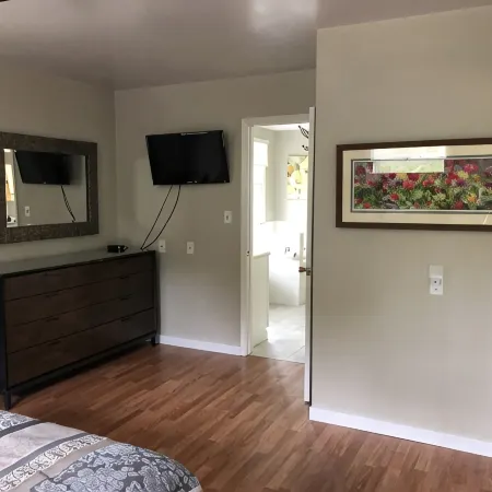 Located in the heart of Downtown Saugatuck