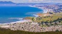 Beachfront House near SF w/ Parking (5)