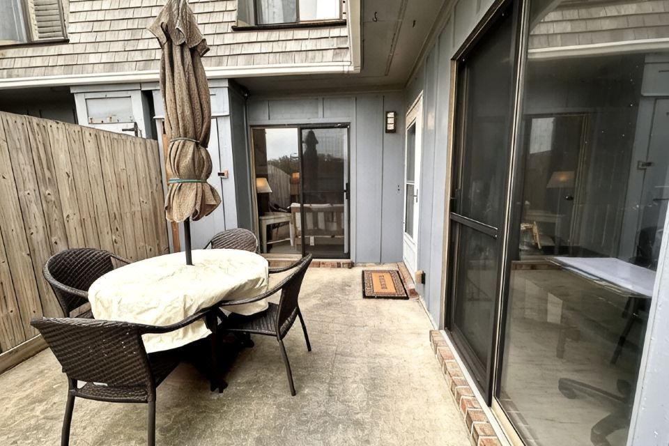 Photo 6 of 6