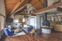 Charming House Inside the Gate of Sequoia National Park - 4-Star